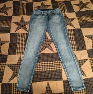 Judy Blue Hand Sand Jean Size 7 / 28